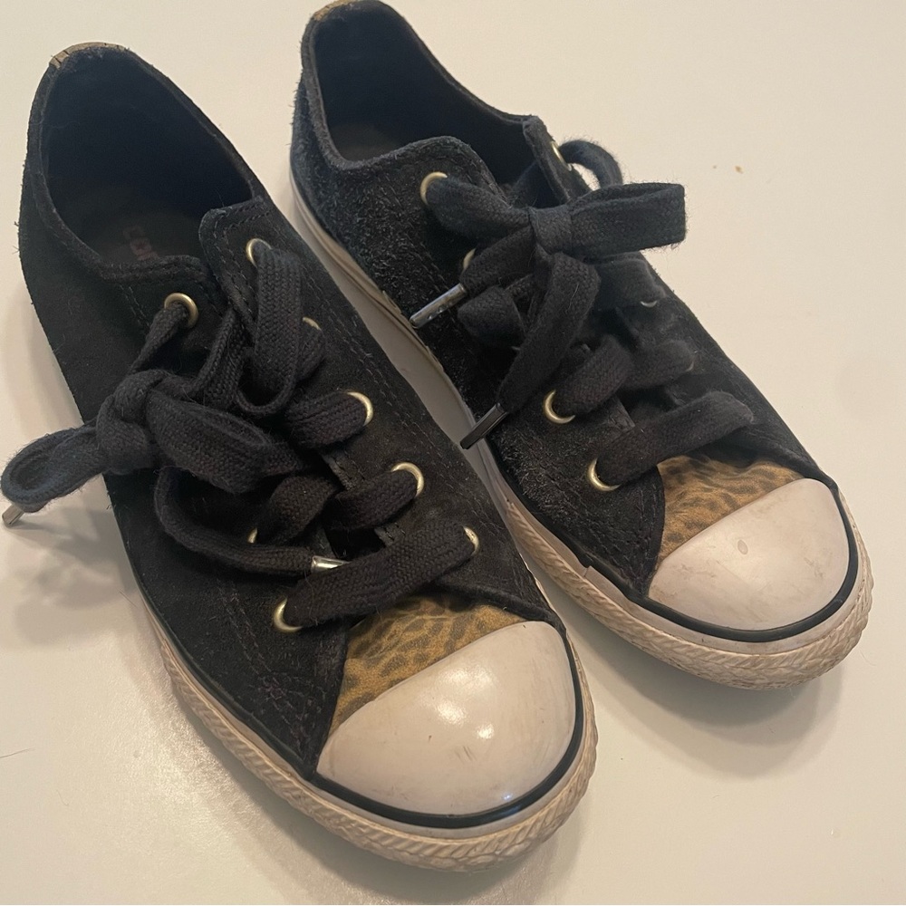 Suede Leopard Converse